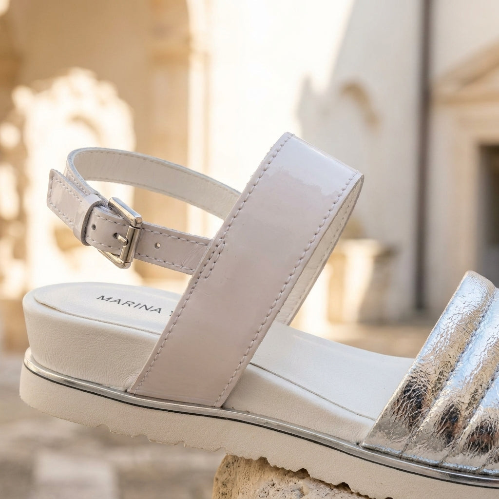 BEATRICE™ • Sandalia Piel Vegana Premium Silver Off-White | Calzado de Autor