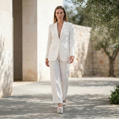 CAMILLA™ • Cuña de Piel Vegana Premium Off-White | Calzado de Autor