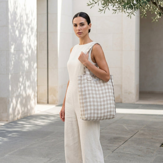 GRAZIELLA™ • Bolsa Weekender de Lino Europeo Cuadros Natural y Blanco | Accesorios de Autor